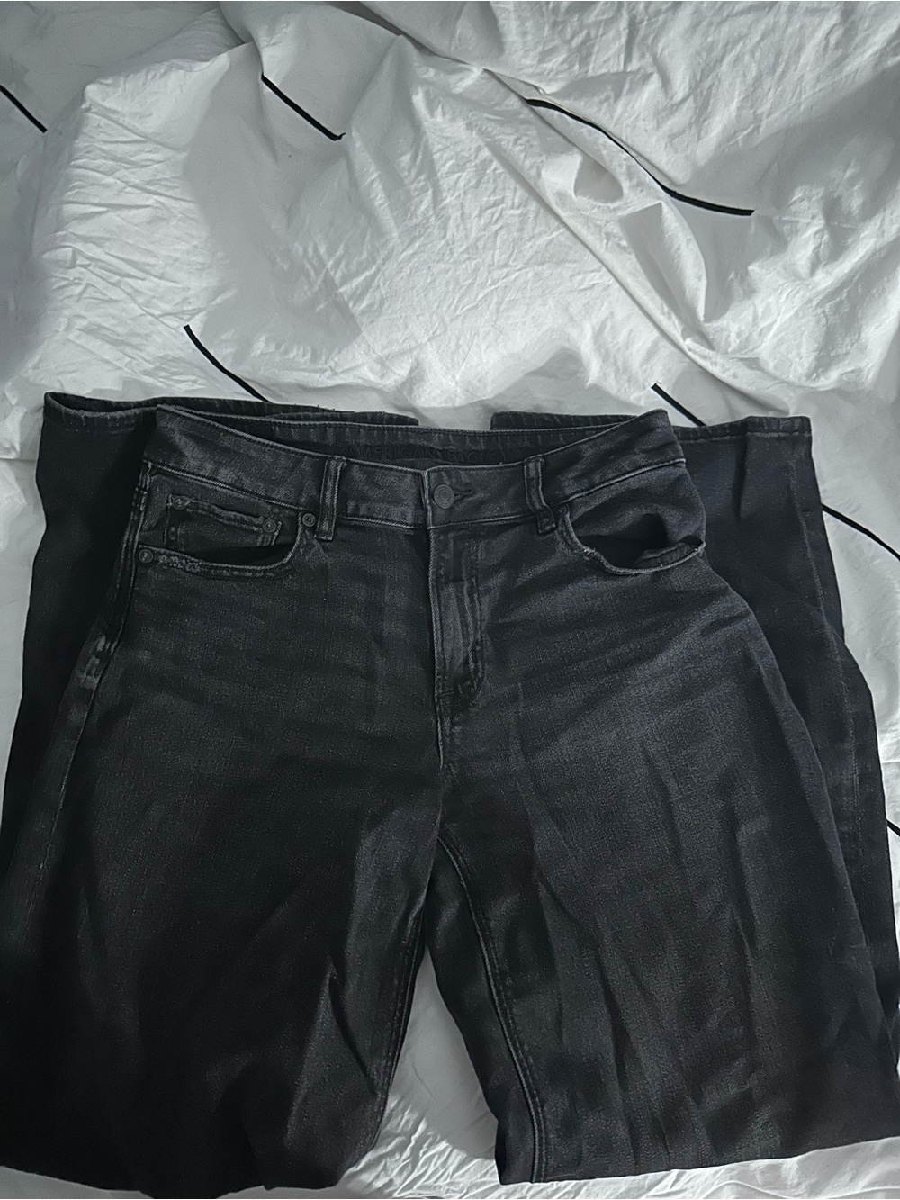 Women’s American eagle jeans